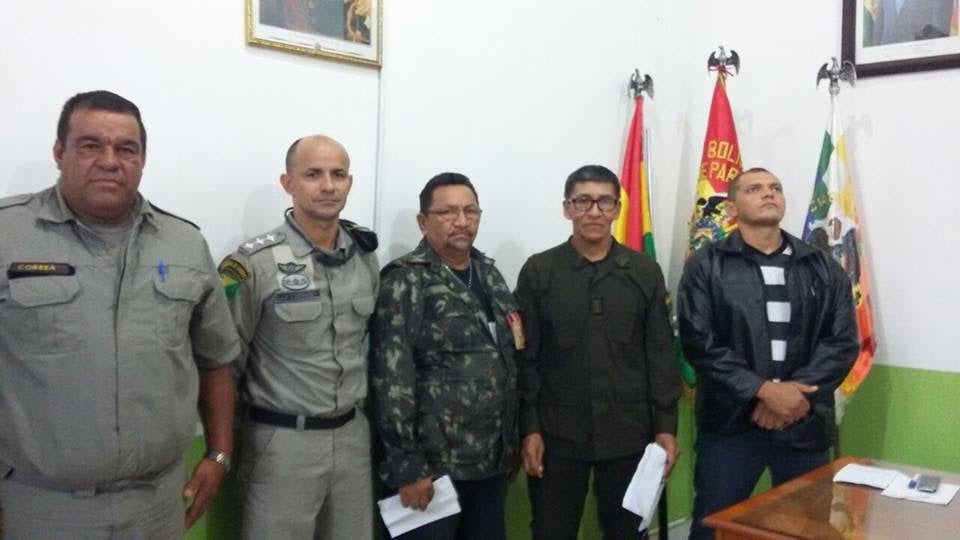 Os policiais se preparam para a realização da operação/Foto: Reprodução