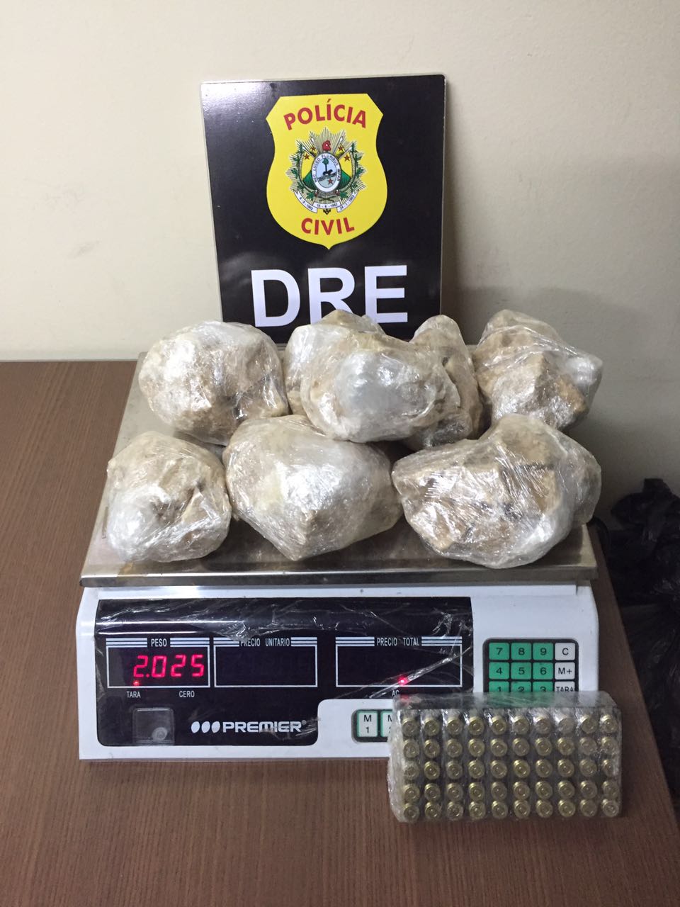 Foram apreendidos três quilos de oxidado de cocaína em posse das duas mulheres/Foto: Reprodução