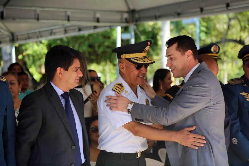 “Sou um admirador e defensor de cada policial”, diz Ney ao receber homenagem nos 100 anos da PM”