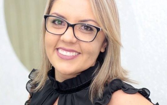 “Chá com a Thalita”: acreana se destaca nas redes sociais com dicas sobre sexo