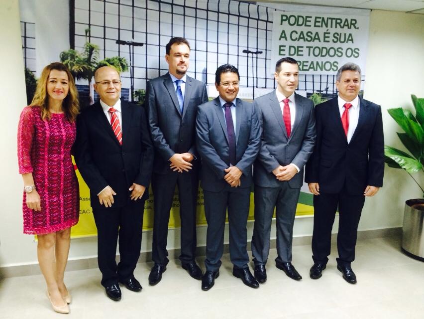 Nenhum outro deputado da FPA aceitou se licenciar para abrir vaga para Jamyl, diz colunista