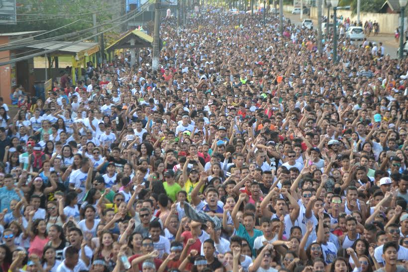 Cerca de 12 mil pessoas participam da 13ª edição da Marcha para Jesus em Rio Branco, diz PM