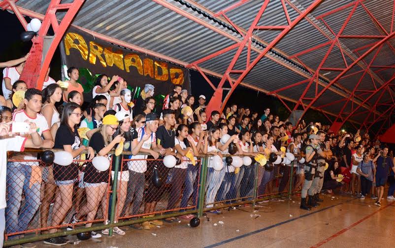 Festival da Canção tem nova seletiva nesta sexta-feira, na escola Lourival Pinho