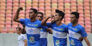 Diante de 1.134 pagantes, Josy brilha e marca dois gols do empate do Galo contra o Naça-AM. Foto: Denir Simplício/Jornal A crítica