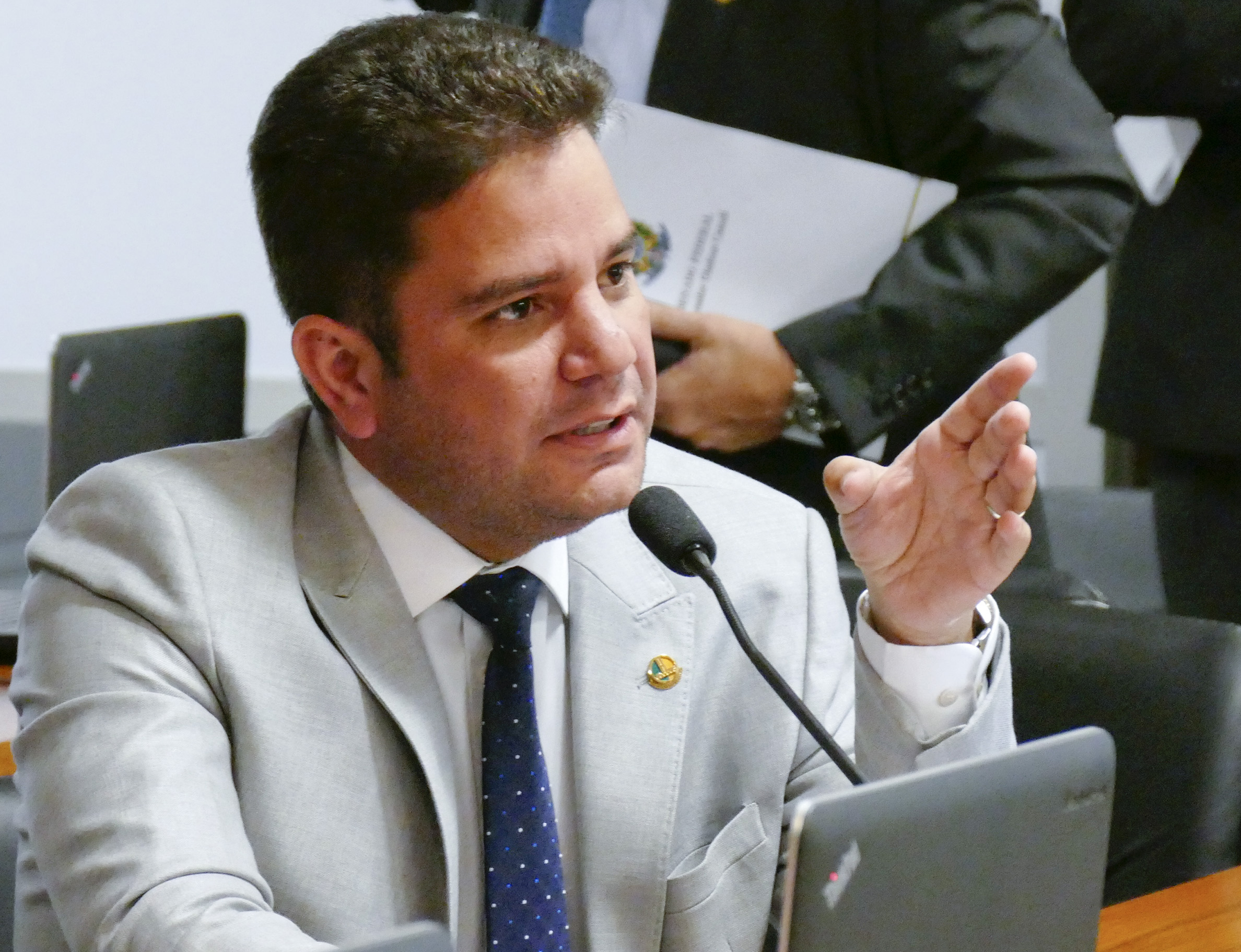 Recursos indicados por Gladson Cameli vão fortalecer infraestrutura e saúde do Acre