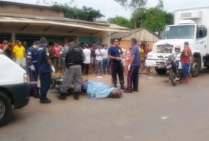 Vítima morreu no local do acidente
