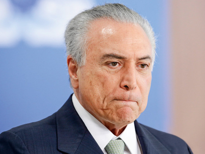 Temer se reúne com governadores para tratar de dívidas
