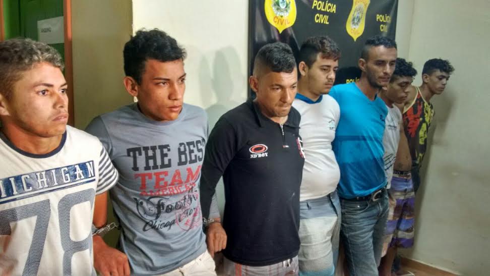 Polícia cumpre 16 mandados judiciais por tráfico de drogas e organização criminosa no Bujari