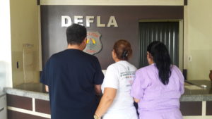 Equipe médica foi até a Defla fazer o bolteim de ocorrência /Foto: Reprodução