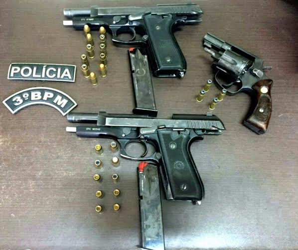 Polícia Militar apreende 442 armas de fogo e recupera 328 veículos em seis meses