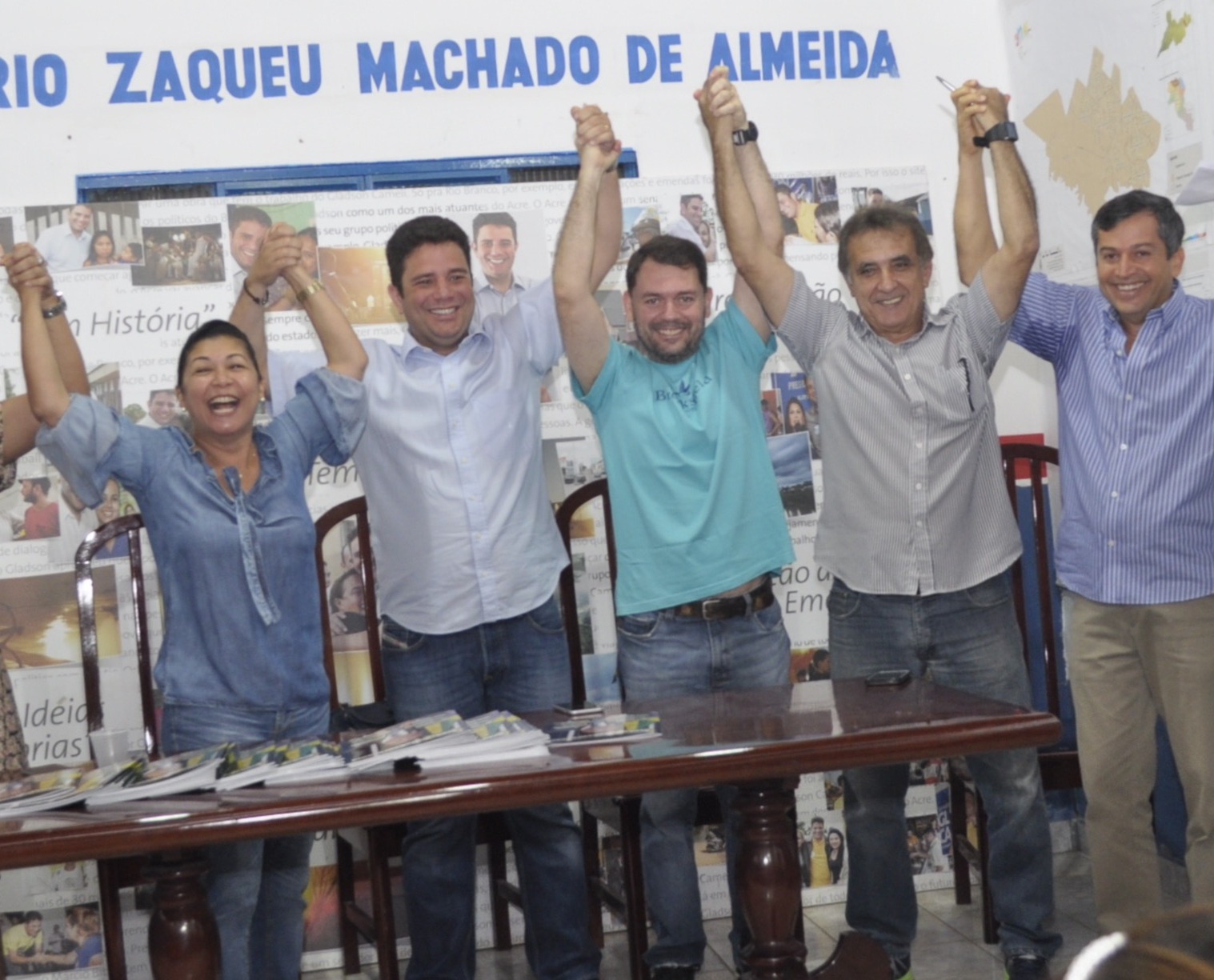 Oposição realiza festa no lançamento da chapa Sinhasique, Alysson e 56 candidatos a vereador
