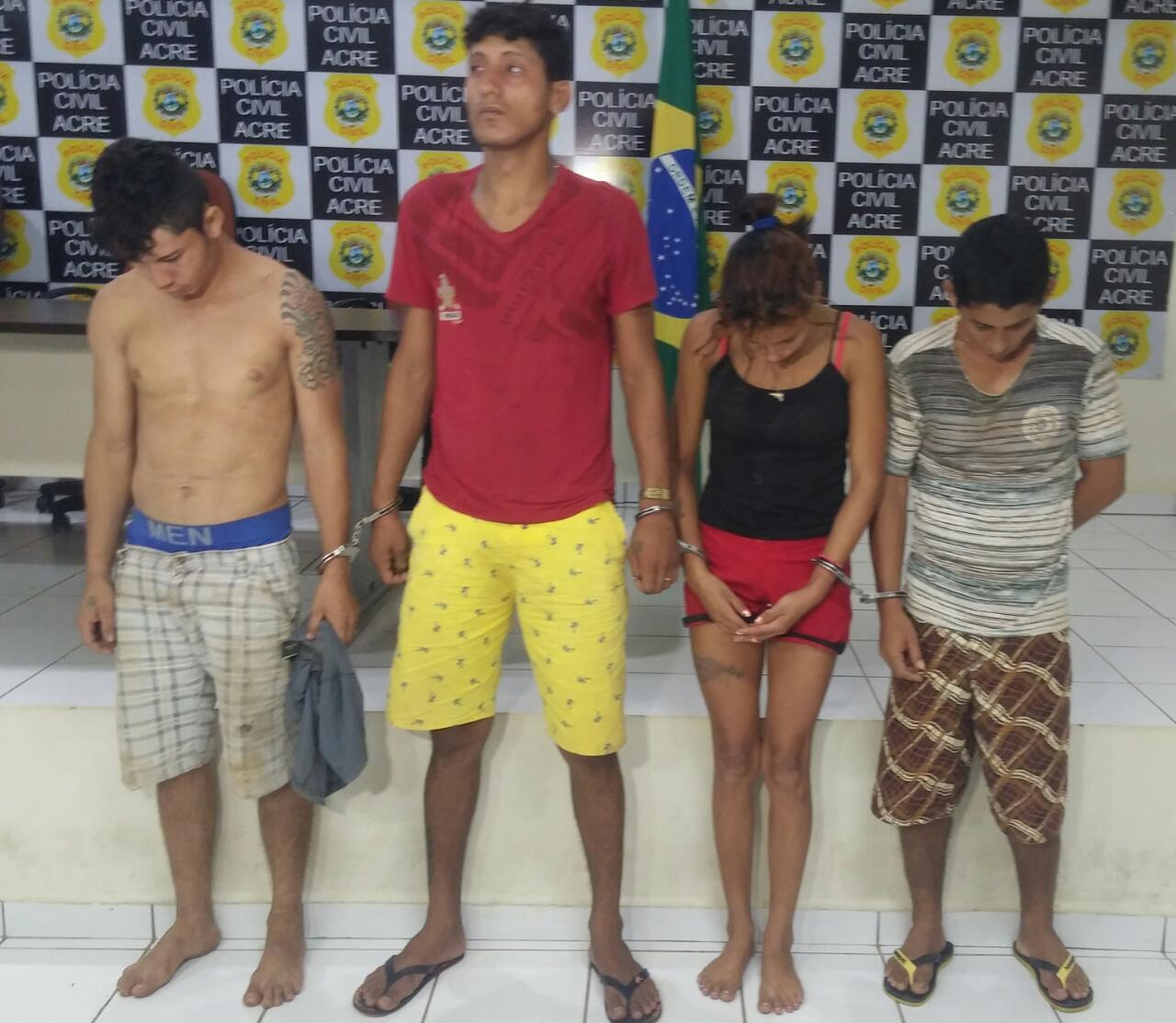 Agilidade: polícia prende quatro assaltantes e recupera caminhonete roubada