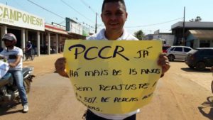 Greve em Plácido de Castro fecham prefeitura 20-7 (2)