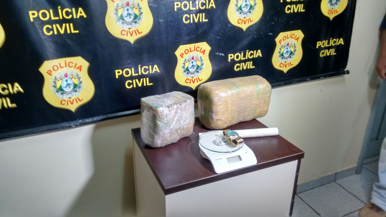 Polícia prende homem com mais de 3kg de maconha no Joafra