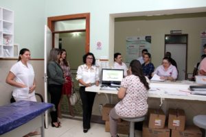 Sinhasique em visita à unidade /Foto: Reprodução