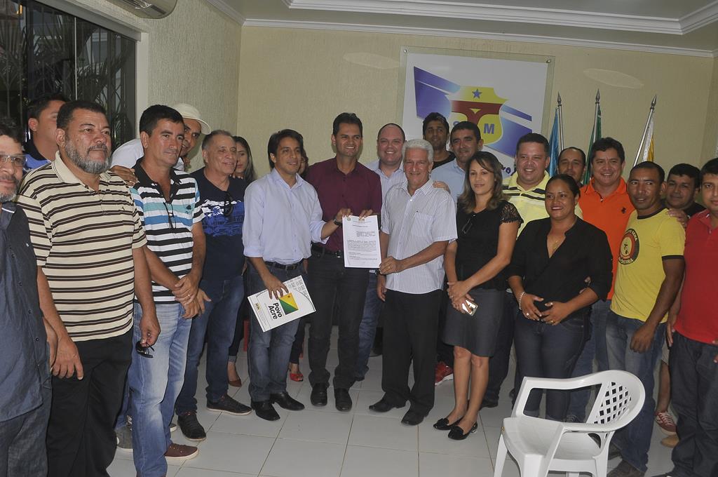Mano garantiu a parceria e salientou a importância da manutenção das ruas/Foto: Assessoria