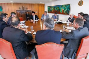 A bancada pediu a Temer pela continuidade de investimento primordiais ao estado /Foto: Assessoria