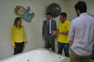 Gladson durante a visita na unidade /Foto: Assessoria