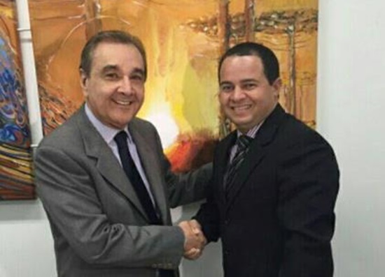 Pré-candidato Carlos Valle vai a Brasília e recebe apoio do senador Agripino