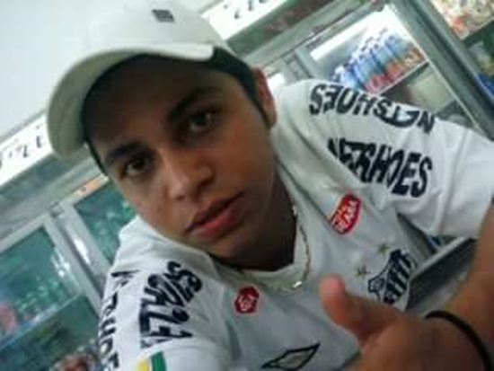 Assassinato: homem é morto com tiro de escopeta no peito em Cruzeiro do Sul