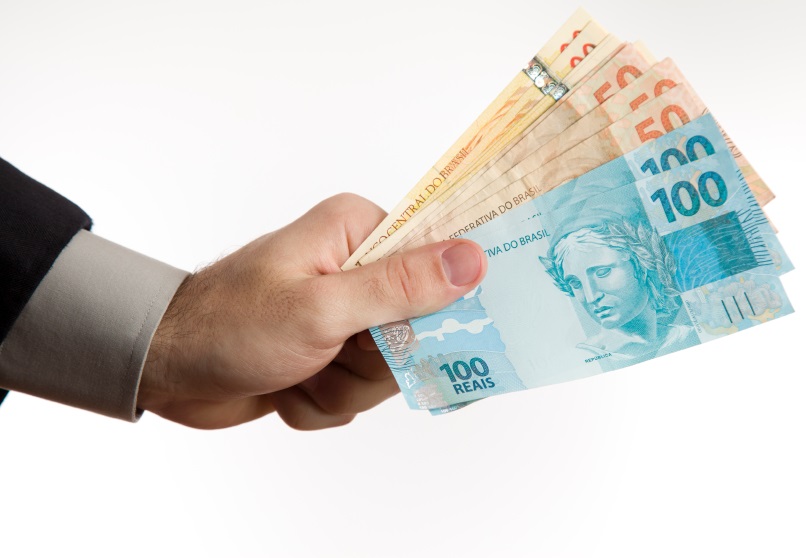 Sinteac aciona beneficiários do plano Bresser; veja se você tem dinheiro para receber