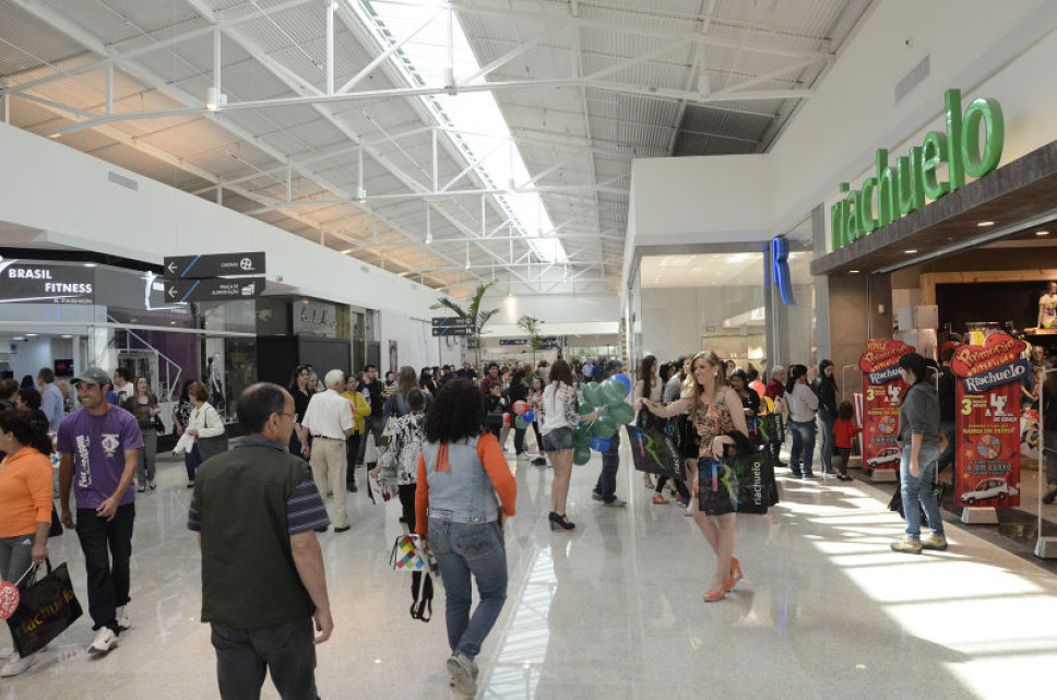 shopping-pelotas-alisson-2-968x641