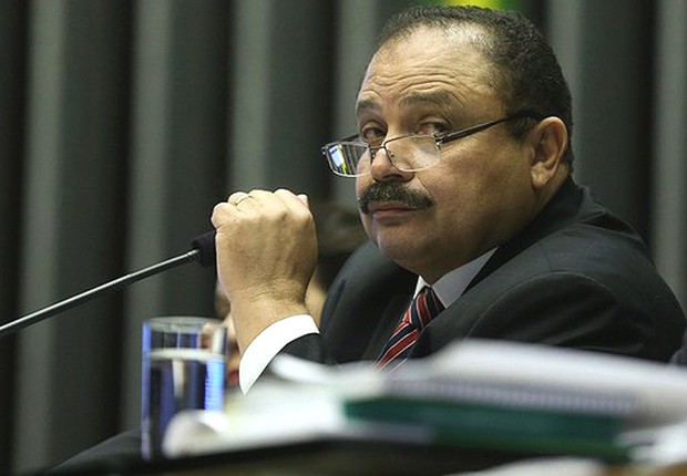 STF autoriza quebra de sigilo bancário de Waldir Maranhão