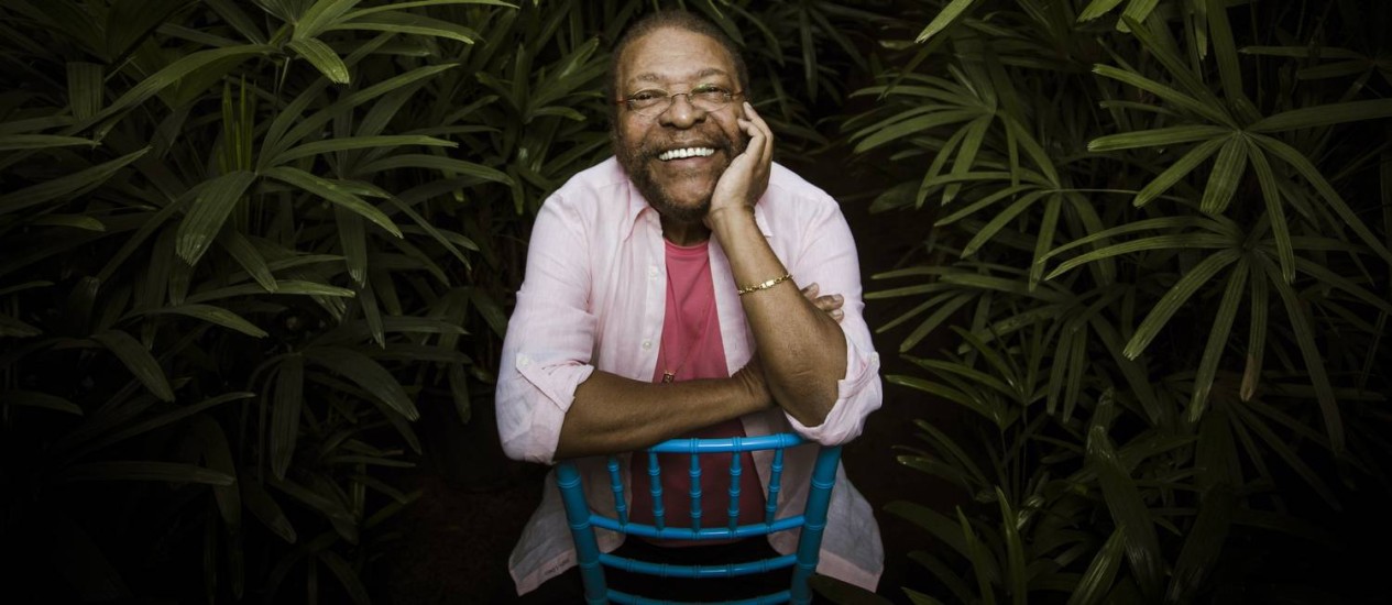 Martinho da Vila lança disco em que exalta a esperança
