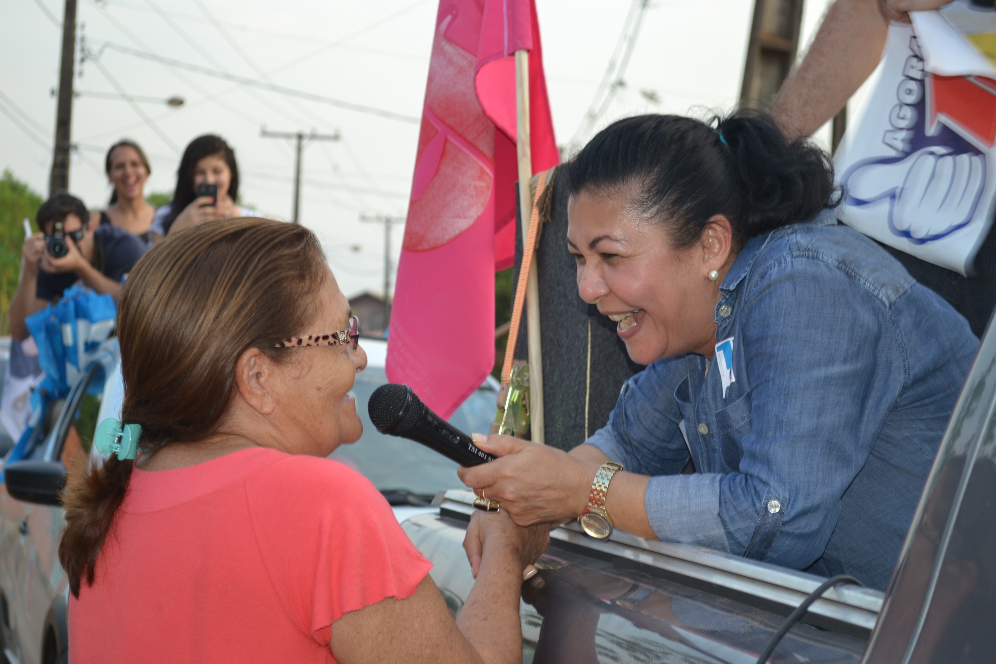 Eliane Sinhasique leva “Caravana Rio Branco do Futuro” a bairros do Segundo Distrito da Capital