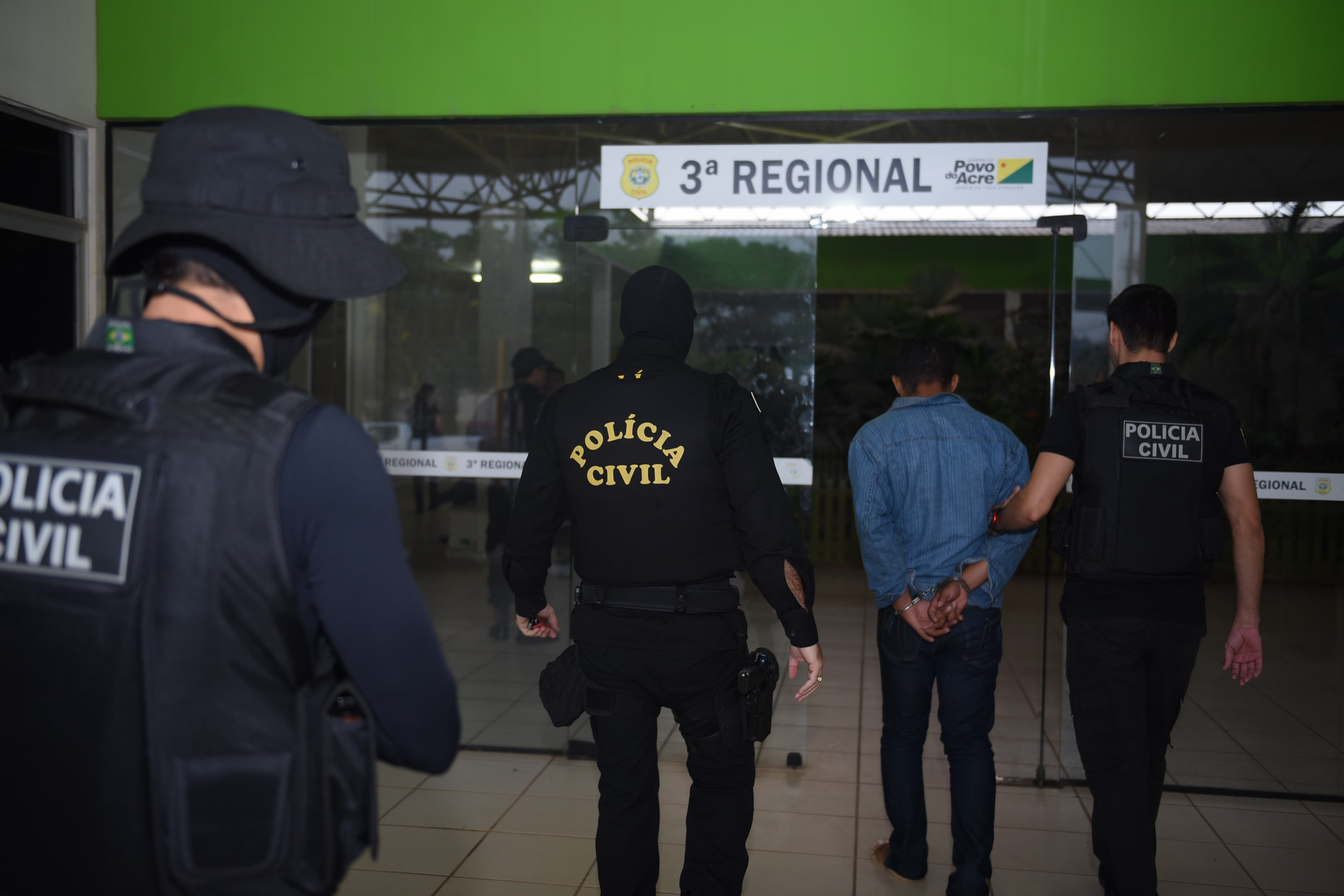 Polícia Civil prende 46 pessoas durante operação “Avalanche” no Acre e Paraná