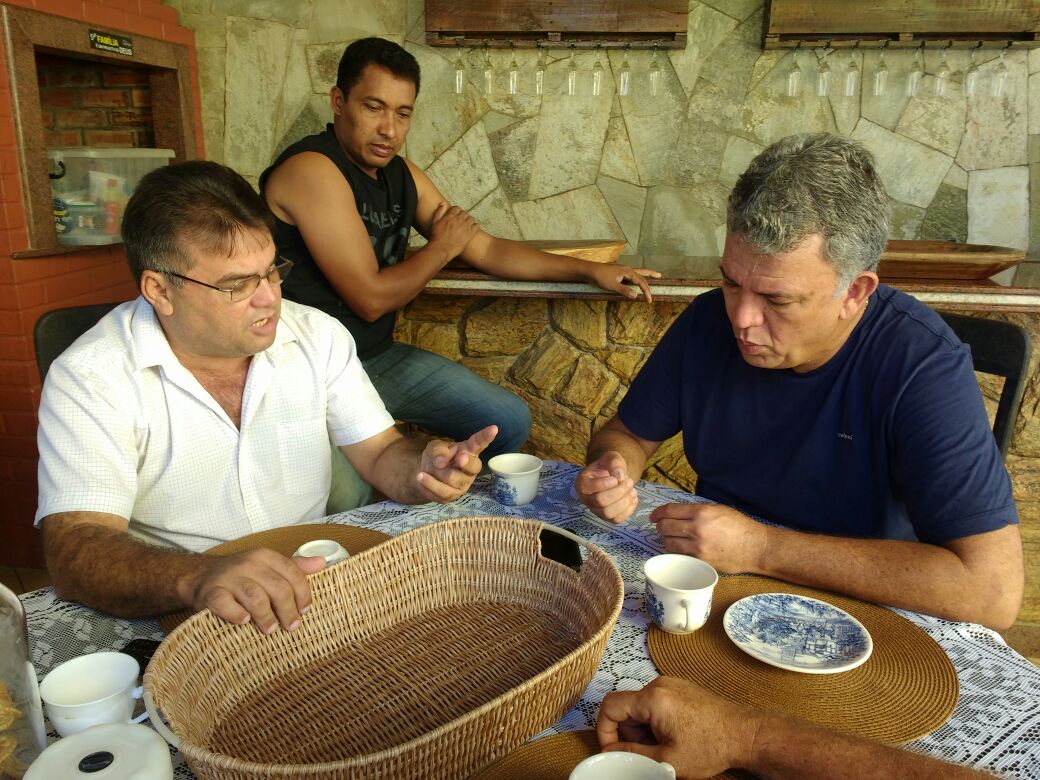 Senador Petecão declara apoio à pré-candidatura de Djalma em Acrelândia