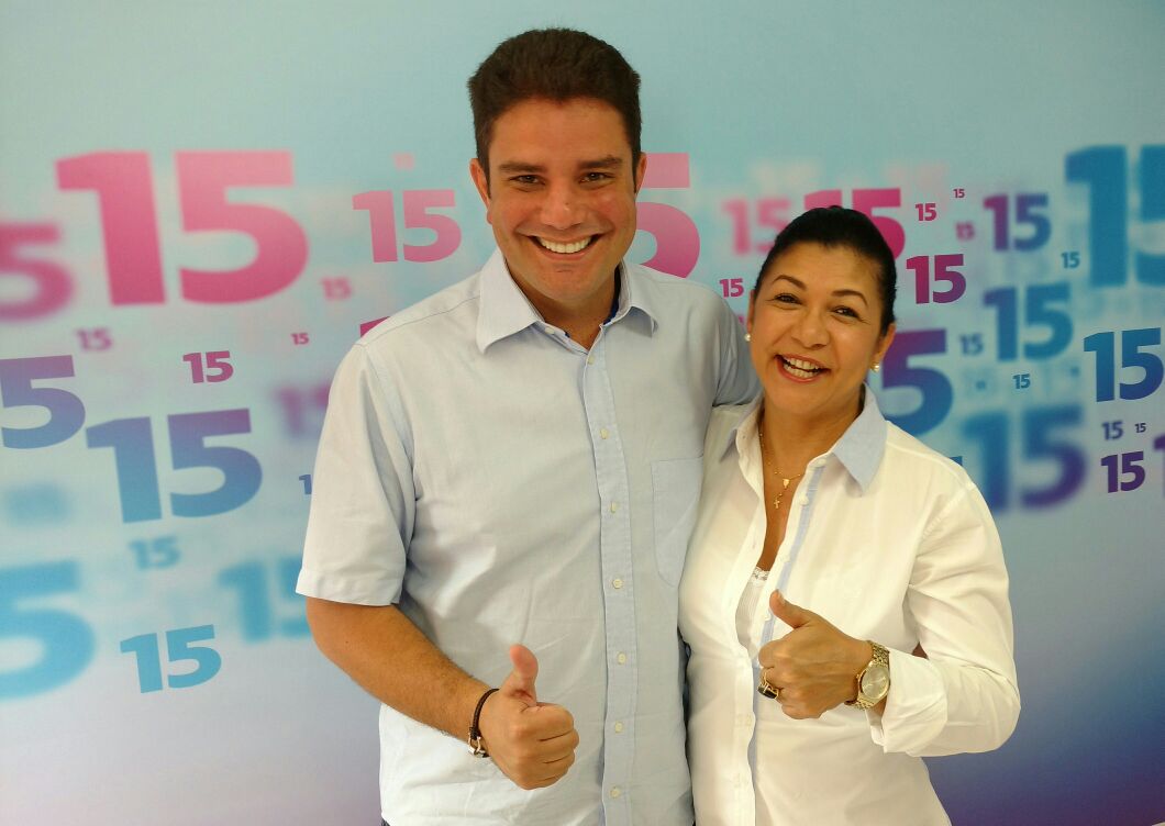 Eliane Sinhasique grava programa eleitoral com participação de Gladson Cameli