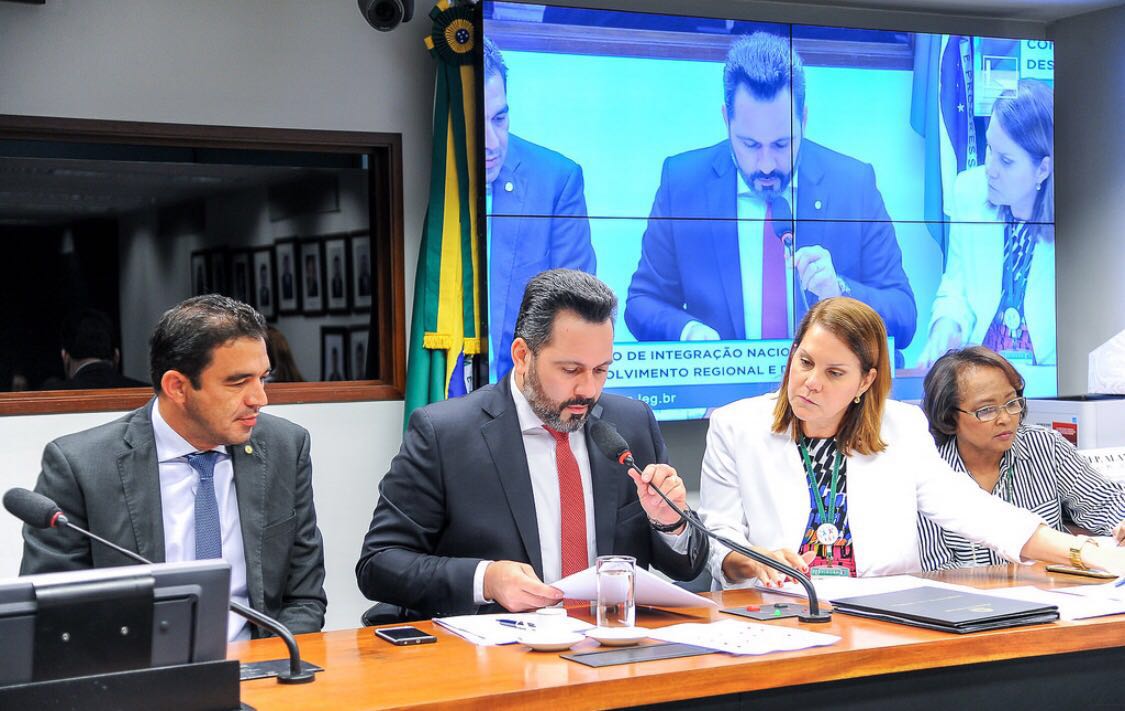 Alan Rick emite parecer favorável à PL que fortalece industrialização do Acre