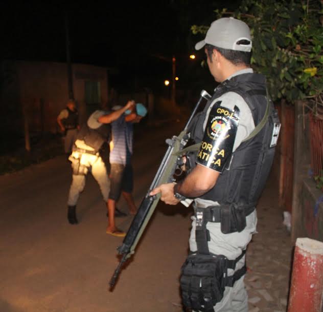 Mais de 300 policiais estão nas ruas para combater a violência
