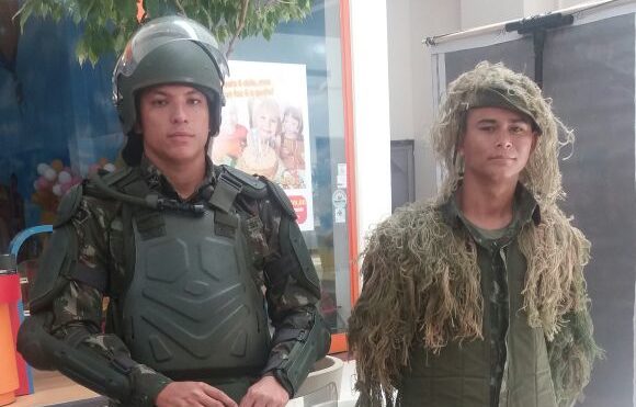 Exposição no Via Verde Shopping celebra Dia do Soldado