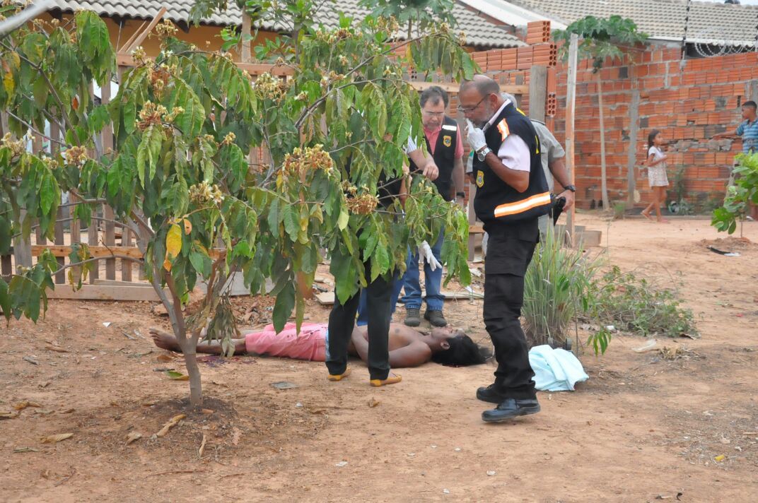Dupla invade casa e executa jovem em possível acerto de contas na Cidade do Povo