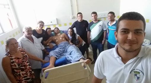 Após delicada cirurgia, estudante que fraturou vértebra sai da UTI
