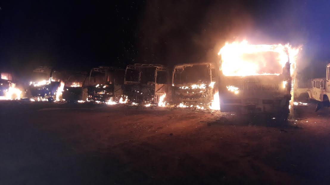 Seis ônibus foram queimados na madrugada desta quarta-feira/Foto: ContilNet