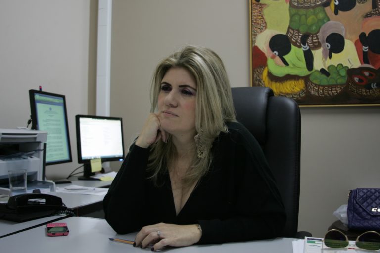 Promotora no Acre recebe foto de homem nu e caso vai parar na polícia