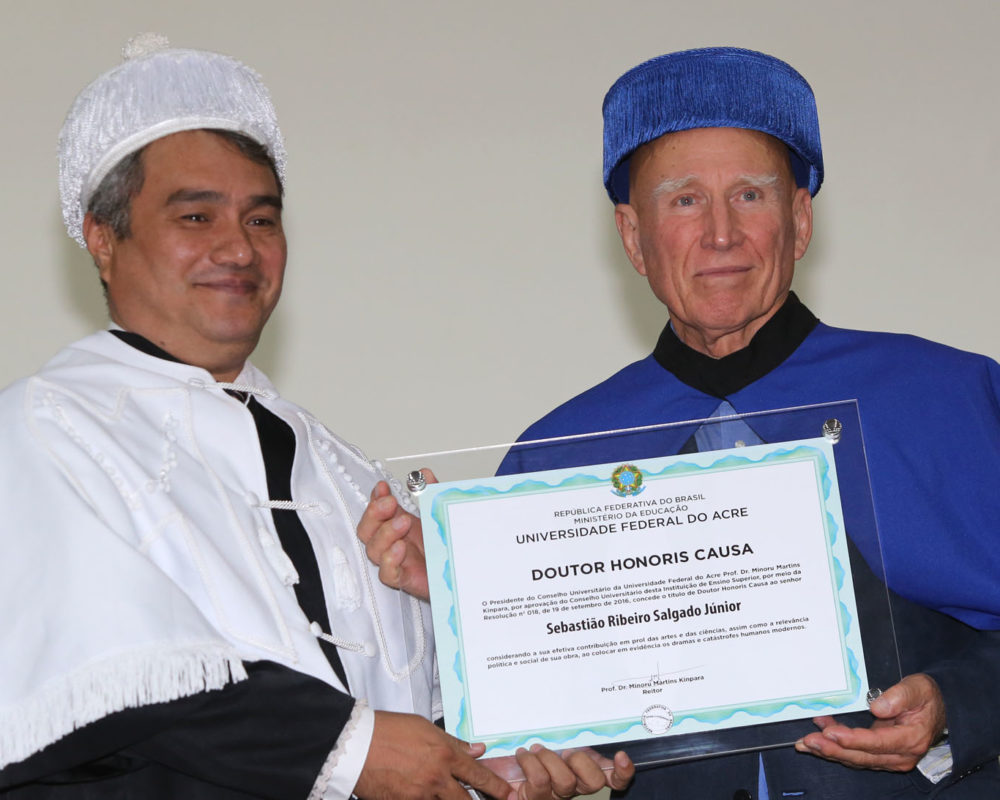 Fotógrafo Sebastião Salgado torna-se doutor Honoris Causa pela Universidade Federal do Acre