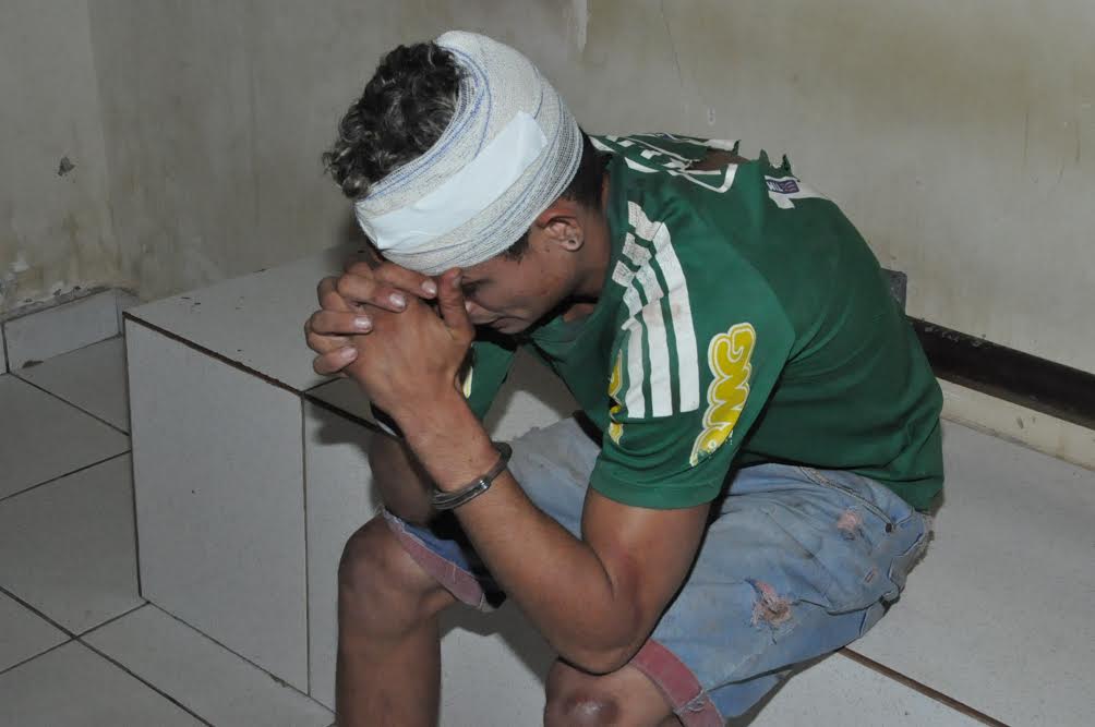 Um dos criminosos se machucou ao tentar fugir da polícia/Foto: ContilNet