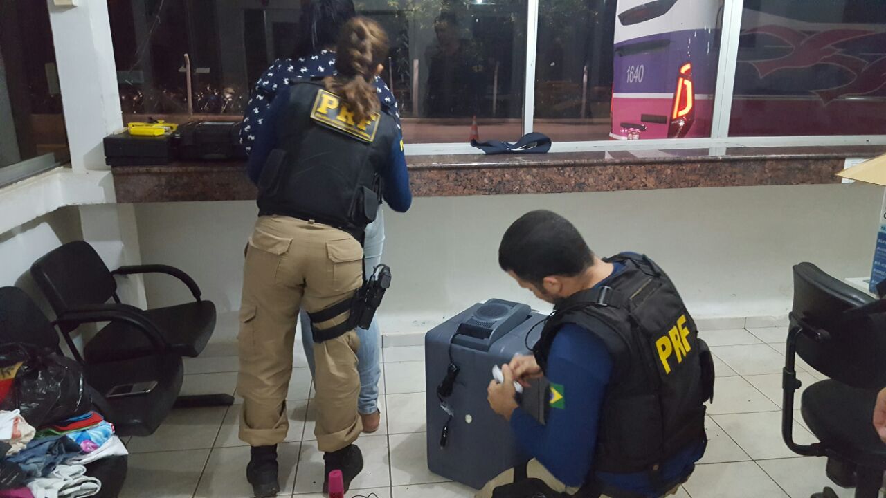 PRF apreende cerca de quinze quilos de cloridrato de cocaína em Ji-Paraná/RO