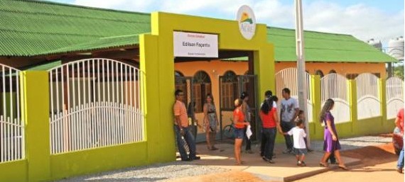 Após incêndio em escola no bairro Triângulo, candidatos do Enem são transferidos para o Calafate