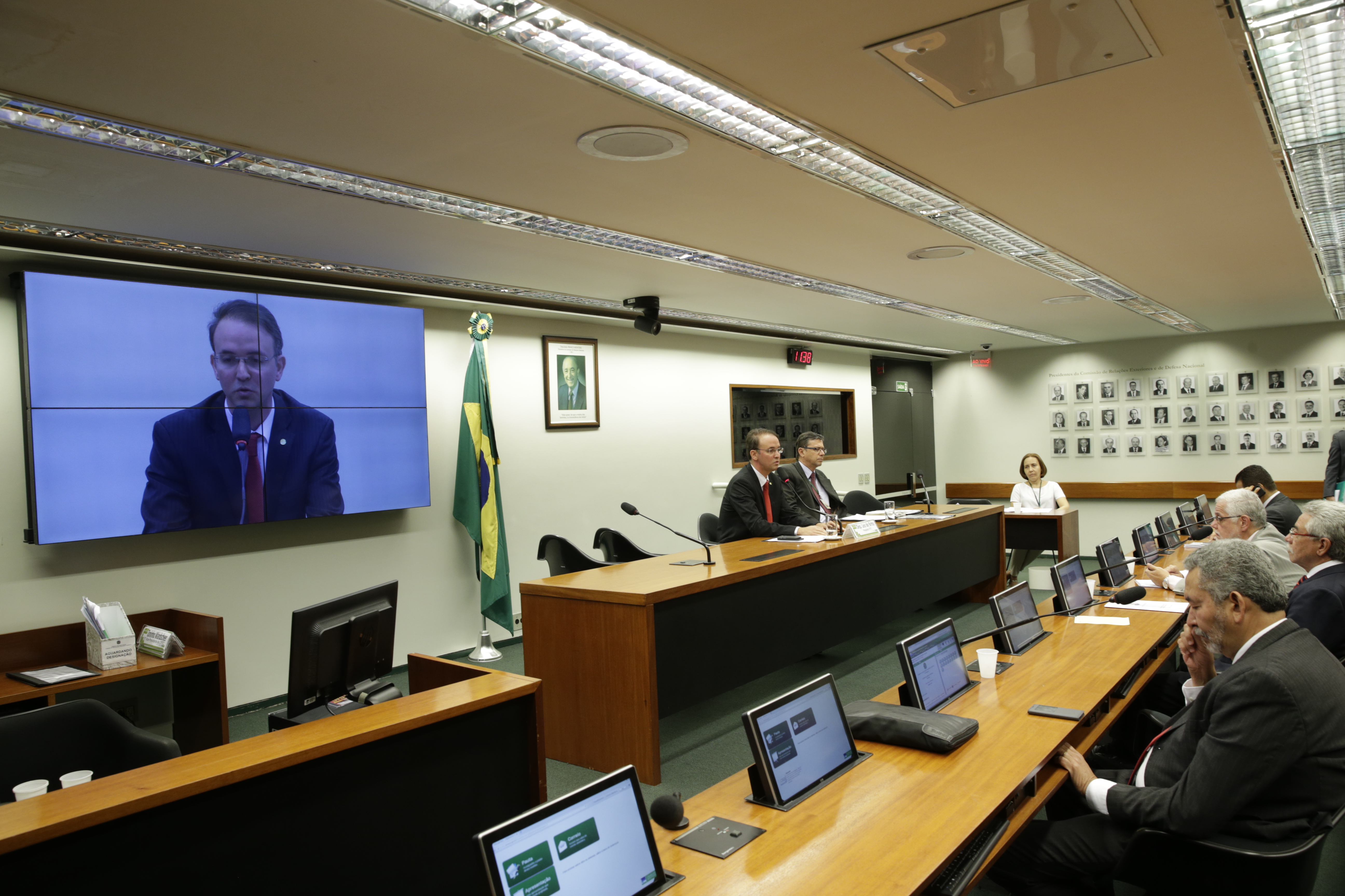 Deputado Leo de Brito denuncia boicote da base governista na CFFC