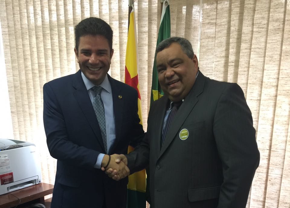 Mazinho retorna de Brasília com mais de R$ 10 milhões em promessas de emendas