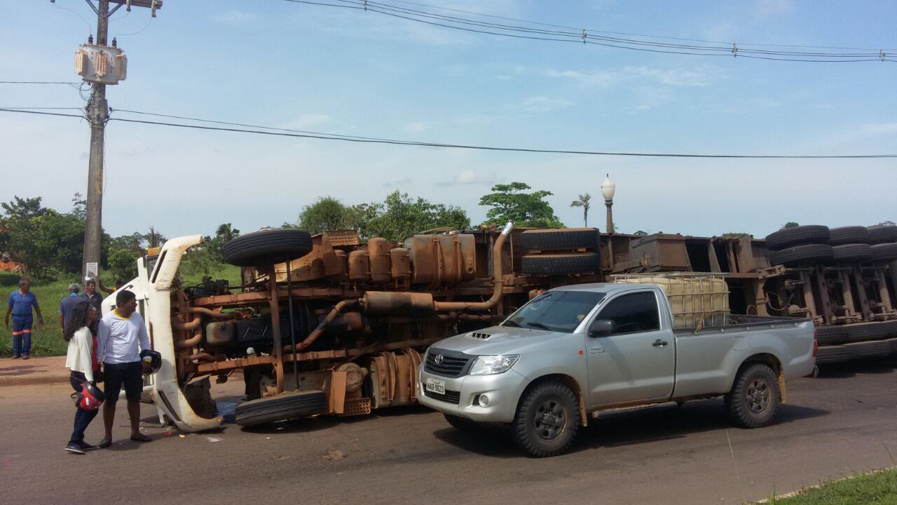 O acidente ocorreu próximo ao Posto Amapá/Foto: ContilNet
