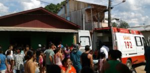 O homem foi levado às pressas para o pronto socorro da cidade/Foto:Reprodução. 