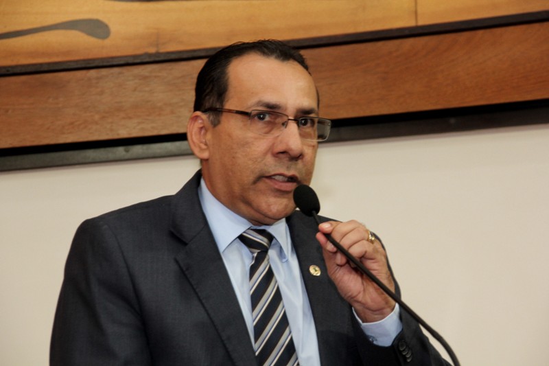 “Estamos vivendo em um verdadeiro faroeste em Rio Branco”, afirma deputado