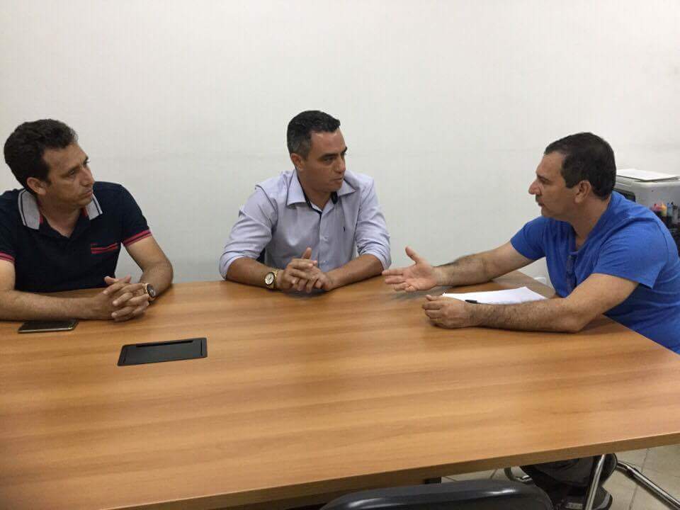 “Baterei em todas as portas por recursos para melhorar o Quinari”, diz André Maia