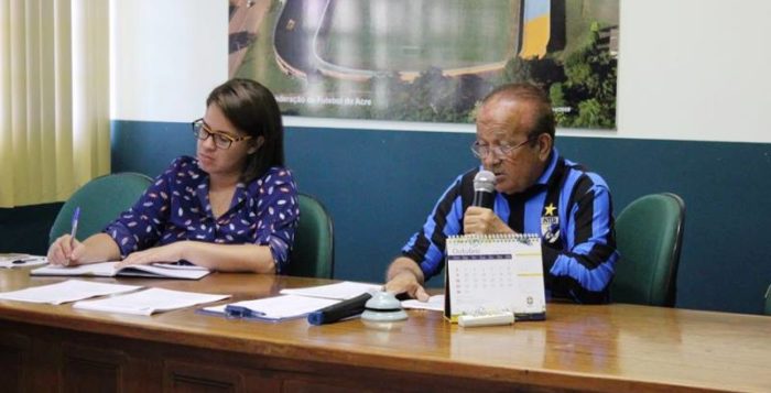 aquino-lopes-reuniao-do-dia-4-de-novembro-700x357